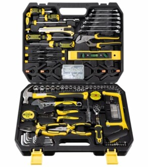 Juego de herramientas completo en un estuche.