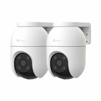 Dos cámaras de seguridad de Ezviz montadas en la pared.