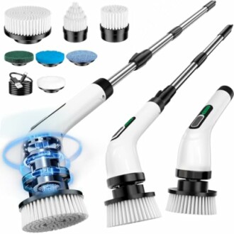 Cepillo de limpieza eléctrico con accesorios variados.